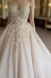 3D Floral Lace Flowers Sweetheart Wedding Ball Gown Dresses