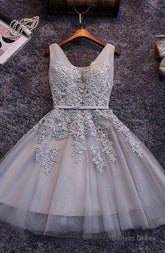 Princess/A-Line V-Neck Appliques Gray Tulle Homecoming/Prom Dresses