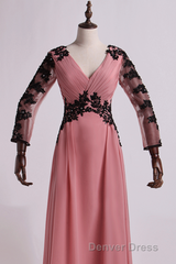 Dusty Pink Chiffon Long Sleeve Mother of the Bride Dresses with Appliques