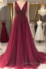 Custom Made Burgundy Tulle Lace Appliques Top Prom Dresses Long