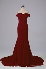 Off The Shoulder Hourglass Court Train Bridesmaid Dresses