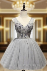 A-Line Lace Beaded Cocktail Dresses V-Neck Homecoming Dresses