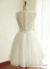 A-Line/Princess Lace Sleeveless Short Wedding Dresses With Beading