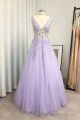 A-line/Princess V Neck Long/Floor-Length Tulle Prom Dresses With Beading Sequins