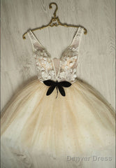 Champagne V-Neck Lace Short Prom Dresses, A-Line Mini Party Dresses