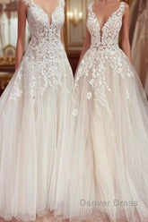 Charming Long A-Line V-neck Appliques Lace Tulle Wedding Dresses