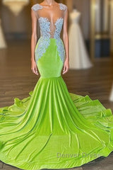 Chic Sleeveless Backless Mermaid Prom Dresses With Beading