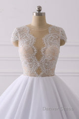 Classic Cap sleeves V neck White Ball Gown Lace Wedding Dresses