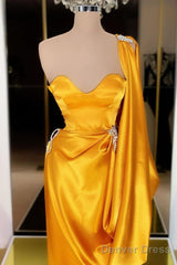 Designer Yellow Gold One Shoulder Long Evening Prom Dress With Ruffles