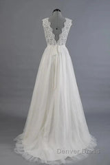 Elegant And Noble A-Shaped V-Neck Belt With Stickers For Beach And Floor Length Wedding Dresses