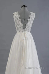 Elegant And Noble A-Shaped V-Neck Belt With Stickers For Beach And Floor Length Wedding Dresses
