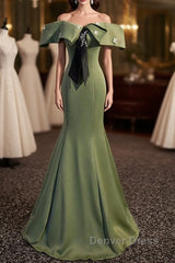 Elegant And Noble Clover Green Off The Shoulder Sleeveless Fishtail Evening Dresses With Clover Green Off The Back Strap And Ground Length Prom Dresses