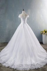 Elegant Appliques Lace Tulle A-line Wedding Dresses