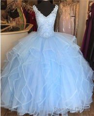 Elegant Lace Appliques V-Neck Ruffles Ball Gowns Quinceanera Dresses
