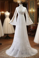 Elegant Long A-line V-Neck Tulle Lace Wedding Dresses with Sleeves