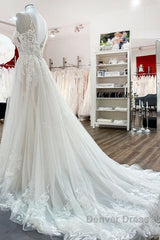 Elegant Long A-Line V Neck Tulle Spaghetti Straps Lace Wedding Dresses