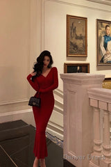 Gorgeous Mermaid V Neckline Long Sleeves Red Date Night Dress Prom Dresses Birthday Outfit