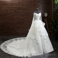 Gorgeous Princess Lace Appliques Beading Off Shoulder Ruffles Ball Gown Detachable Watteau Train Wedding Dress