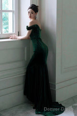 Green Mermaid Velvet Long Wedding Party Dress, Green Velvet Sweetheart Prom Dress