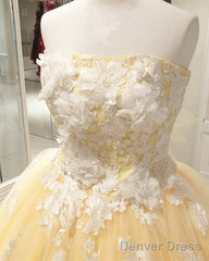 Lace Embroidery Tulle Ball Gown Strapless Dresses With Bow Sashes