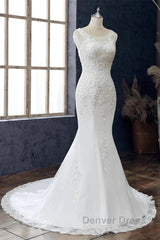 Lace Round Neck Sleeveless Trumpet Wedding Dresses