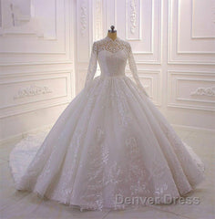 Long High neck Appliques Lace Ball Gown Wedding Dresses with Sleeves