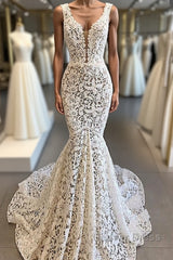 Luxurious Plunging V neck Mermaid Lace Wedding Dresses Romantic Bridal Gowns for Garden Wedding