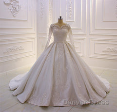 Luxurious White Long Sleevess Appliques Beadings Wedding Dresses