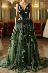 Mermaid V-Neck Tulle Applique Long Prom Dresses Vintage Lace Formal Evening Dresses