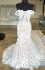 Off The Shoulder Mermaid Lace Wedding Dress