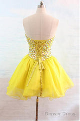 Organza Sweetheart Yellow Homecoming Dresses With Beading