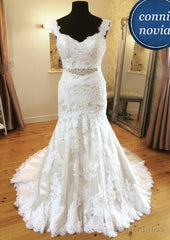 2025 Mermaid Ivory Lace Sweetheart With Straps Wedding Dresses