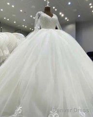 Puffy Wedding Dress Ball Gown Tulle V Neck Lace Sleeves