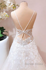 Romantic Long A-line Spaghetti Straps Appliques Lace Tulle Wedding Dresses