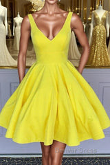 Simple V Neck Yellow Short Prom Dresses, V Neck Yellow Homecoming Dresses, Yellow Graduation Formal Evening Dresses