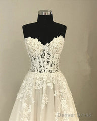 Sleeveless Tulle Wedding Dresses Appliques