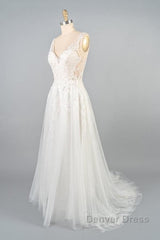 V-neck Appliques Tulle A-line Wedding Dresses