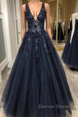 V Neck Beaded Black Lace Appliques Long Prom Dresses, Black Lace Formal Graduation Evening Dresses