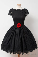 Vintage Black Lace Homecoming Dress Bateau Knee-Length Flower