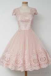 Vintage Knee-Length A-Line Pearl Pink Homecoming Dress With Lace