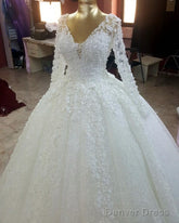 Vintage Lace Wedding Dress V Neck Long Sleeves With Flowers
