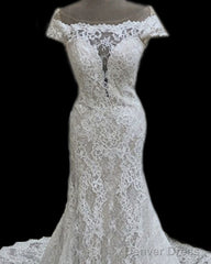 Vintage Sheer Neck Mermaid Lace Wedding Dresses