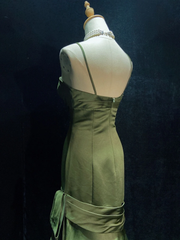 Grüner schickstil langes Satin -Schatz -Partykleid, grünes formelles Kleid