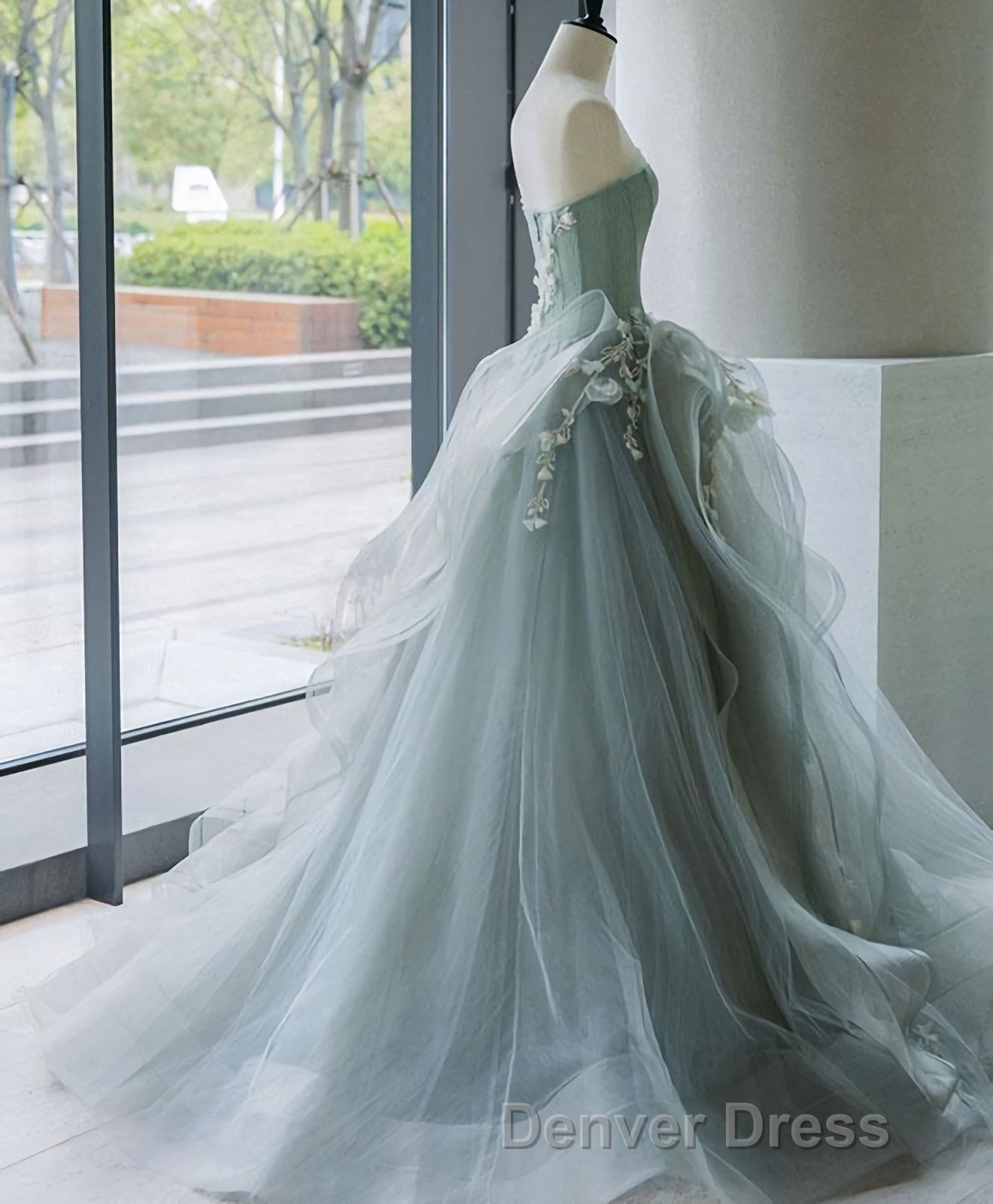 Unique Tulle Lace Long Prom Gown Tulle Lace Evening Dresses Secondary image