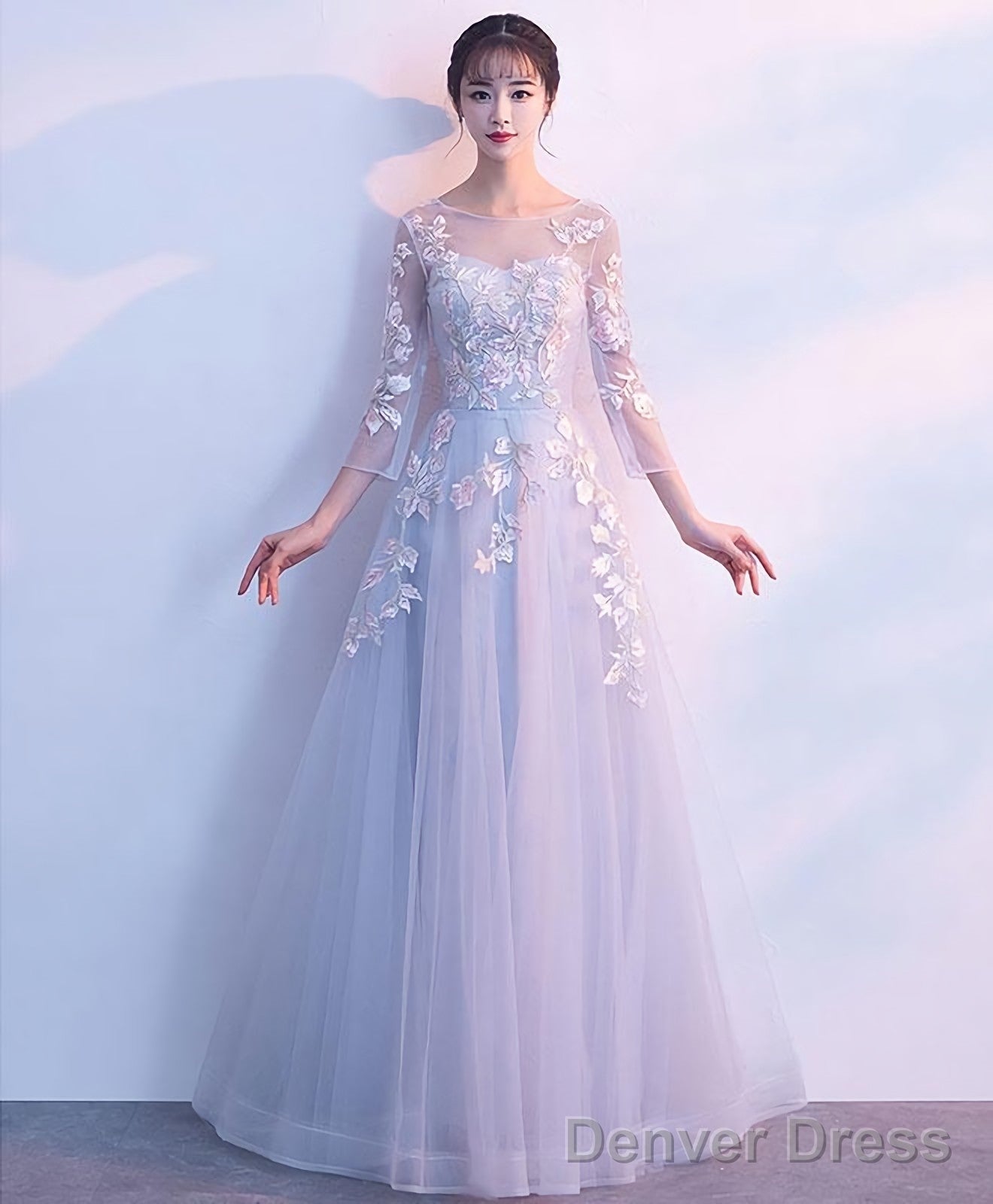Gray Round Neck Tulle Lace Applique Long Prom Dress Gray Prom Dresses