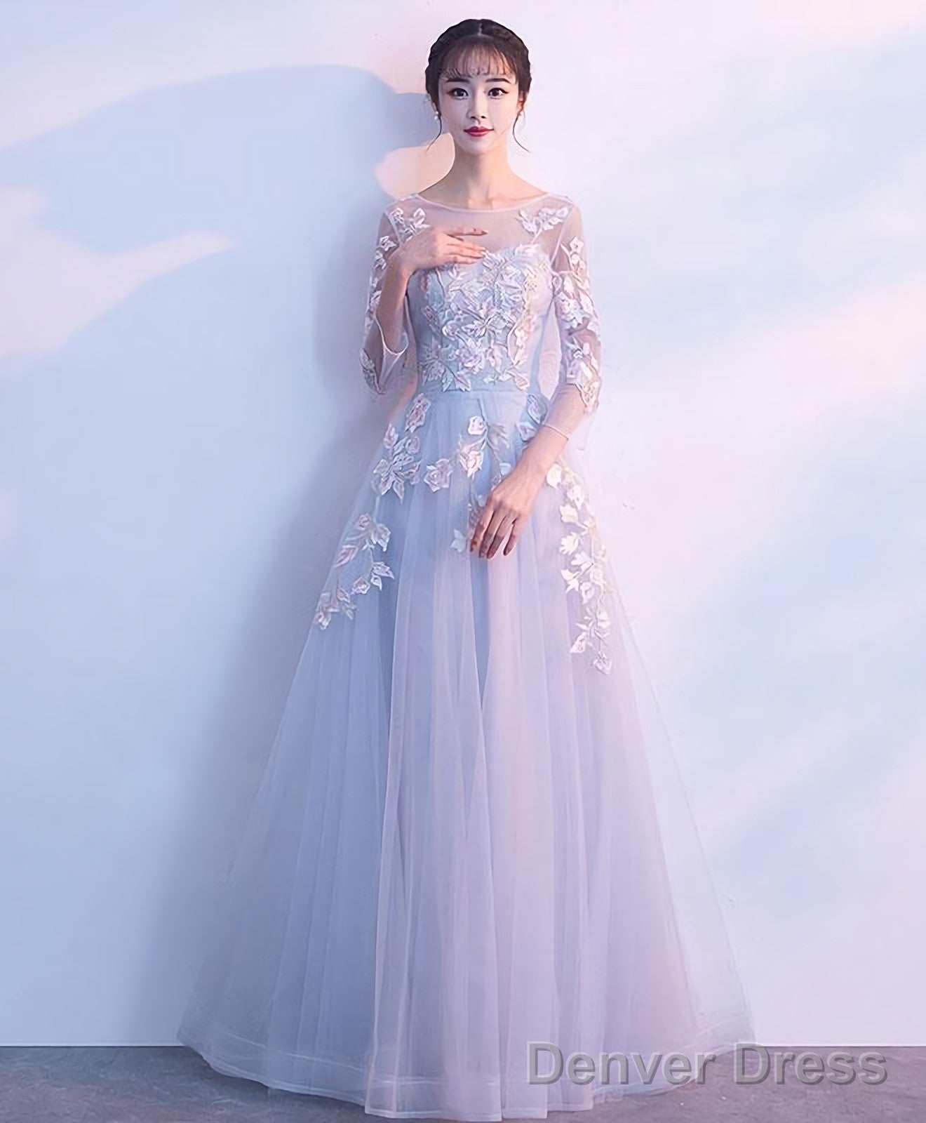 Gray Round Neck Tulle Lace Applique Long Prom Dress Gray Prom Dresses