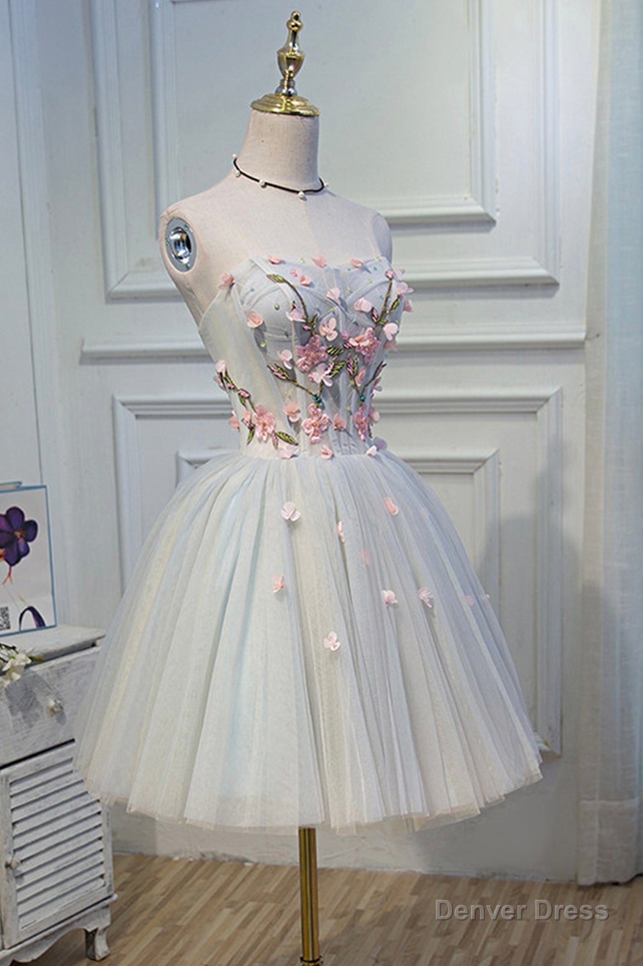 Lovely Strapless Tulle Lace Knee Length Prom Dress, A-Line Party Dress