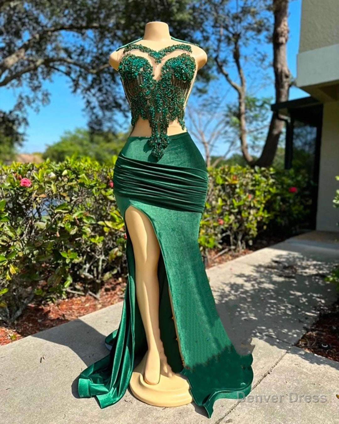 Dark Green Sweetheart Lace Mermaid Prom Dresses Main image
