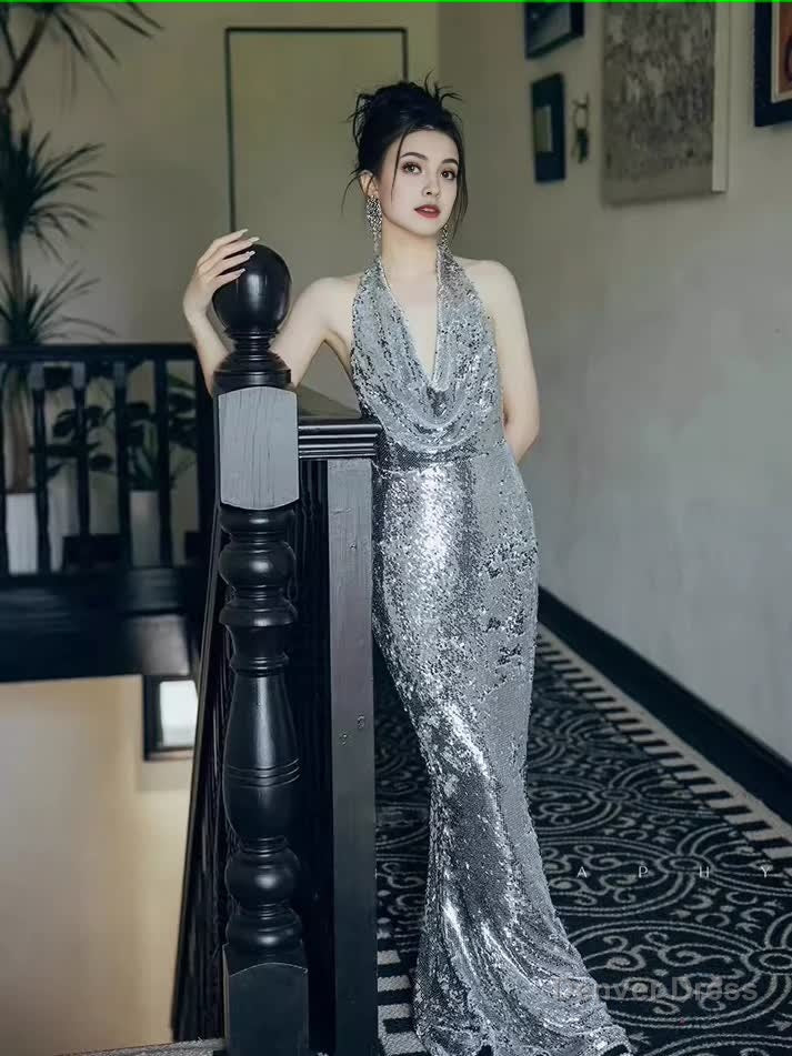 Sexy Mermaid Silver Sequin Prom Dress Main image