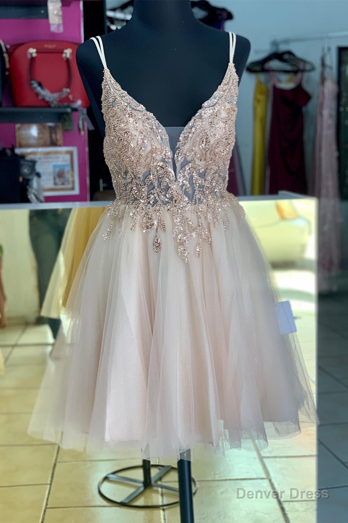 Rose Gold Straps Deep V Neck Appliques Tulle Homecoming Dress Main image